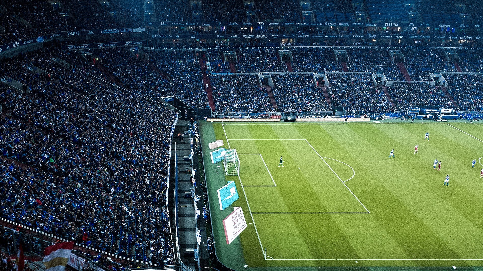 双城记,欧冠半决赛的绿茵博弈与猛龙篮网的硬仗启示