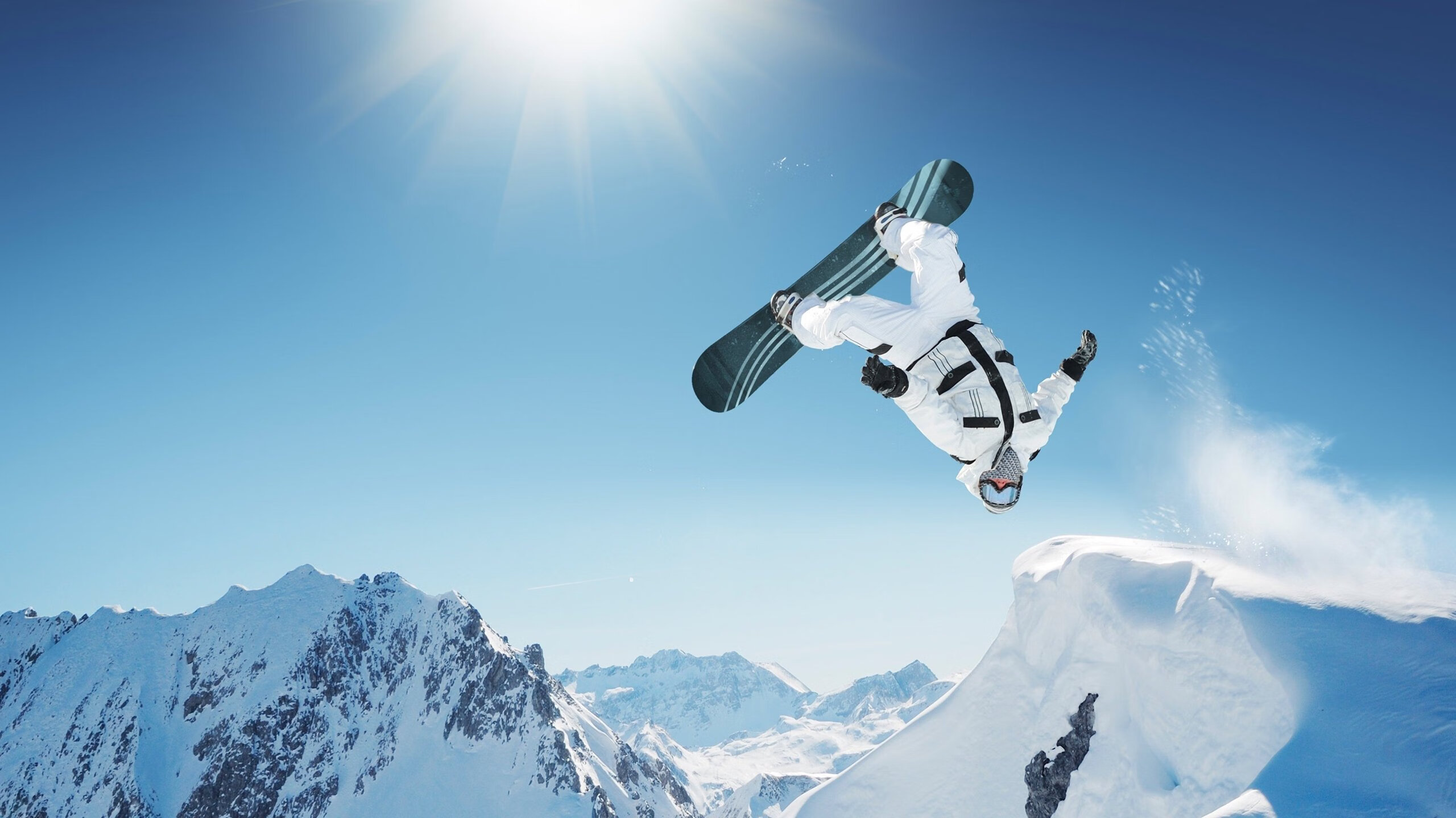 红土与硬地的交响，梅德韦杰夫带队鏖战，跨越法网美网的战术革命